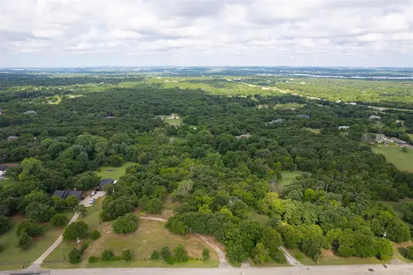 13301 Three Oaks Drive, Jones, OK 73049