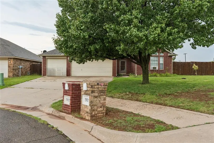 1909 Bradford Way, Edmond, OK 73003 - #2