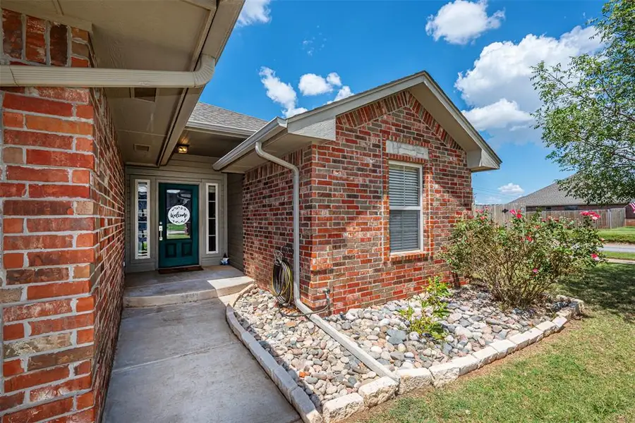 11729 SW 16th Street, Yukon, OK 73099 - #2