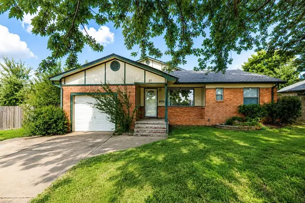 27 Shannon Drive, Chickasha, OK 73018