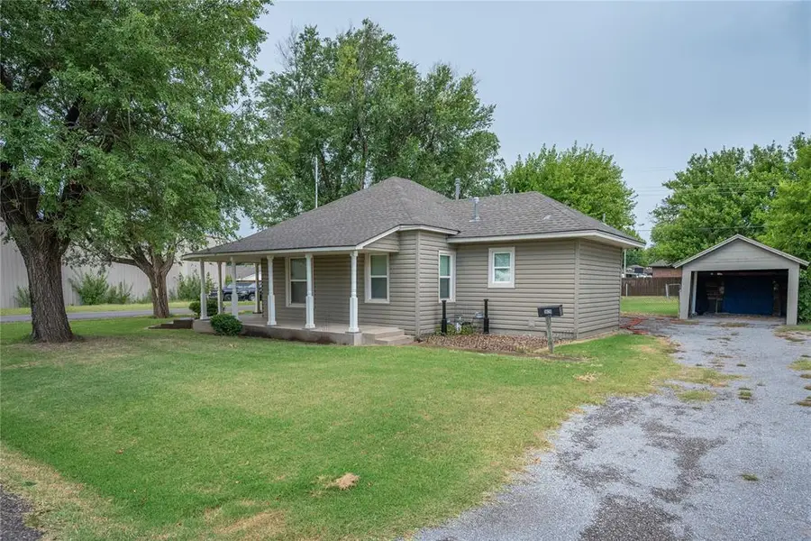 1620 S Evans Avenue, El Reno, OK 73036 - #3