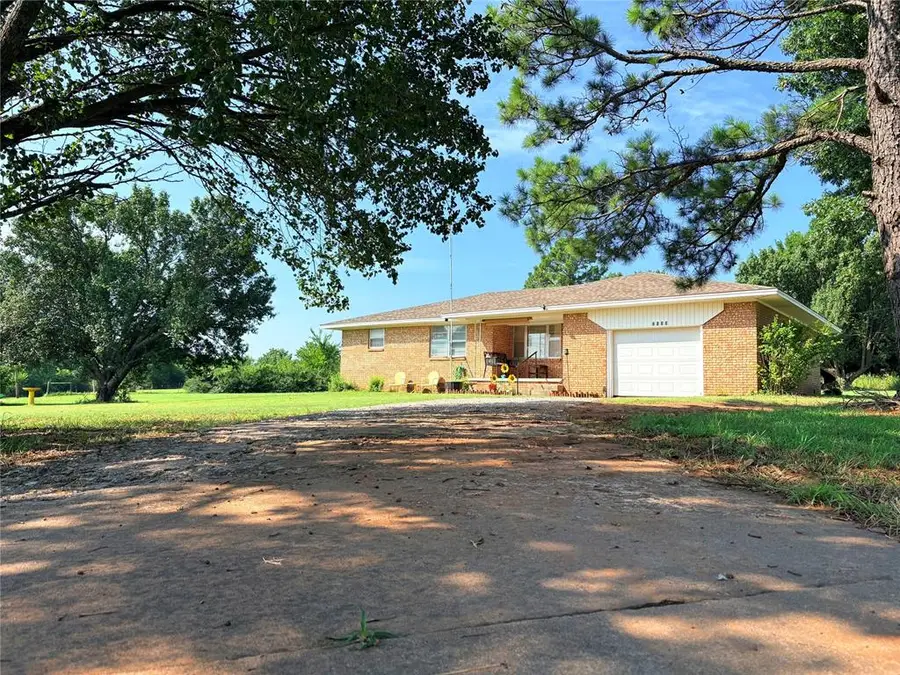 2103 8th Street, Prague, OK 74864 - #2