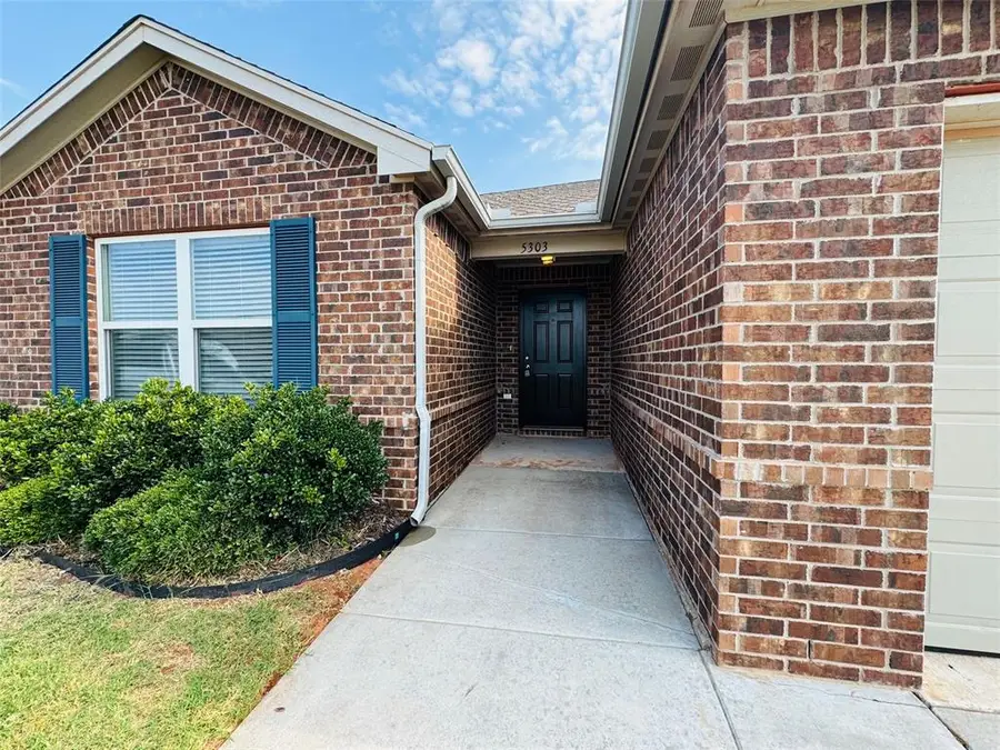 5303 Nicole Drive, Tuttle, OK 73089 - #2
