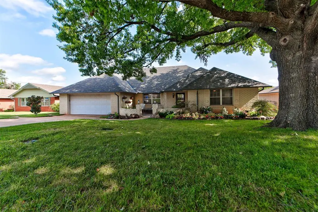 2321 Ashwood Lane, Norman, OK 73071 - #1