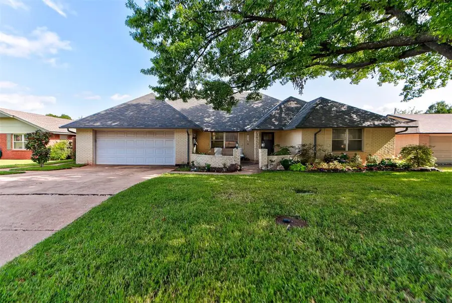 2321 Ashwood Lane, Norman, OK 73071 - #2