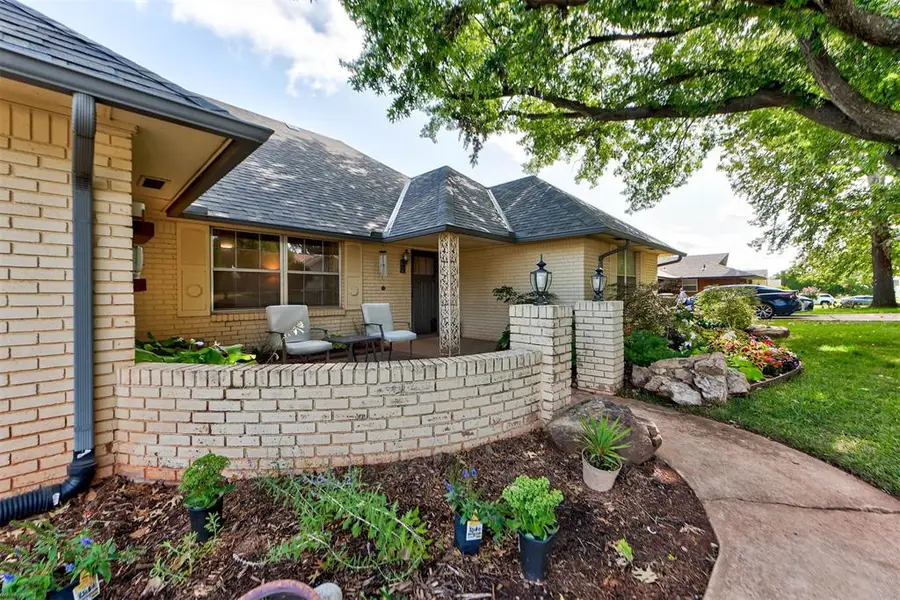 2321 Ashwood Lane, Norman, OK 73071 - #3