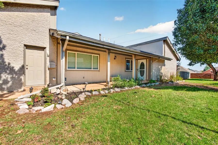 5808 Hefner Village Court, Oklahoma City, OK 73162 - #2