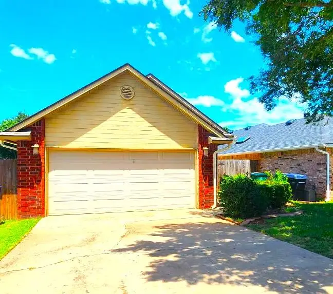 13821 Pawnee Drive, Edmond, OK 73013 - #2