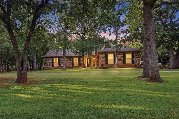3620 W Charter Oak Road, Edmond, OK 73034