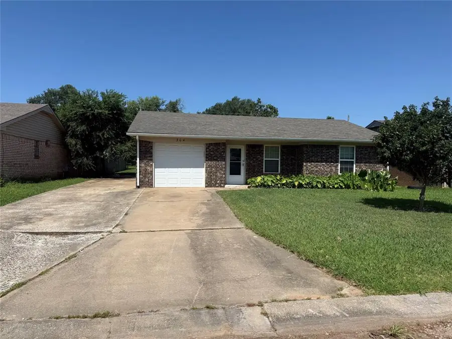 304 Liza Lane, Tecumseh, OK 74873 - #2