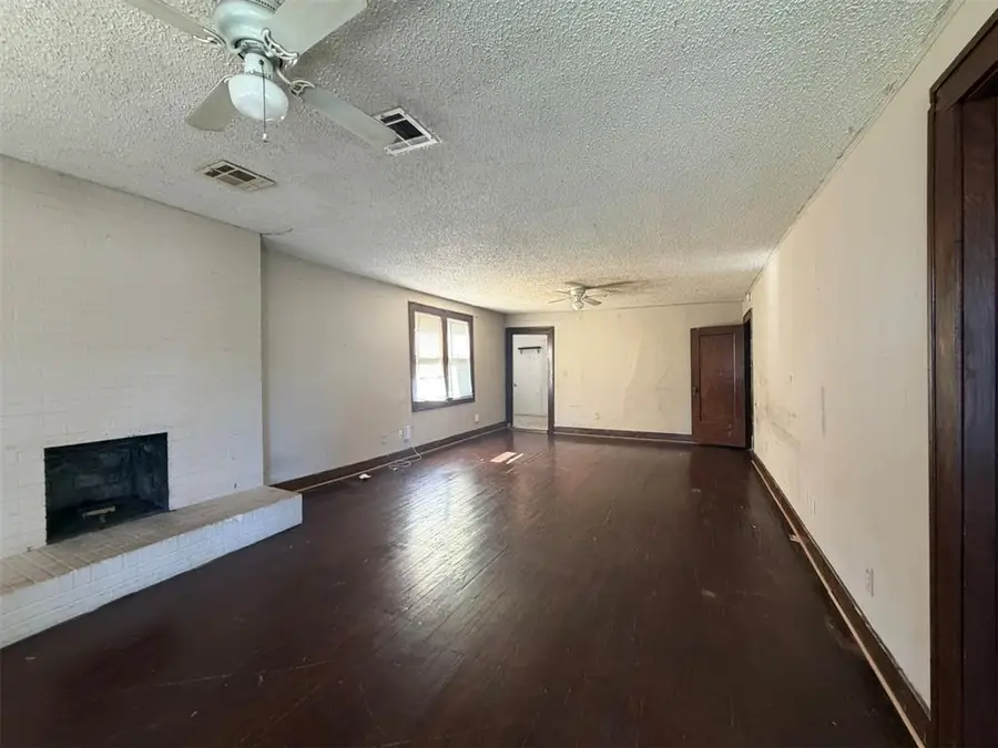 1533 NW 32nd Street, Oklahoma City, OK 73118 - #2