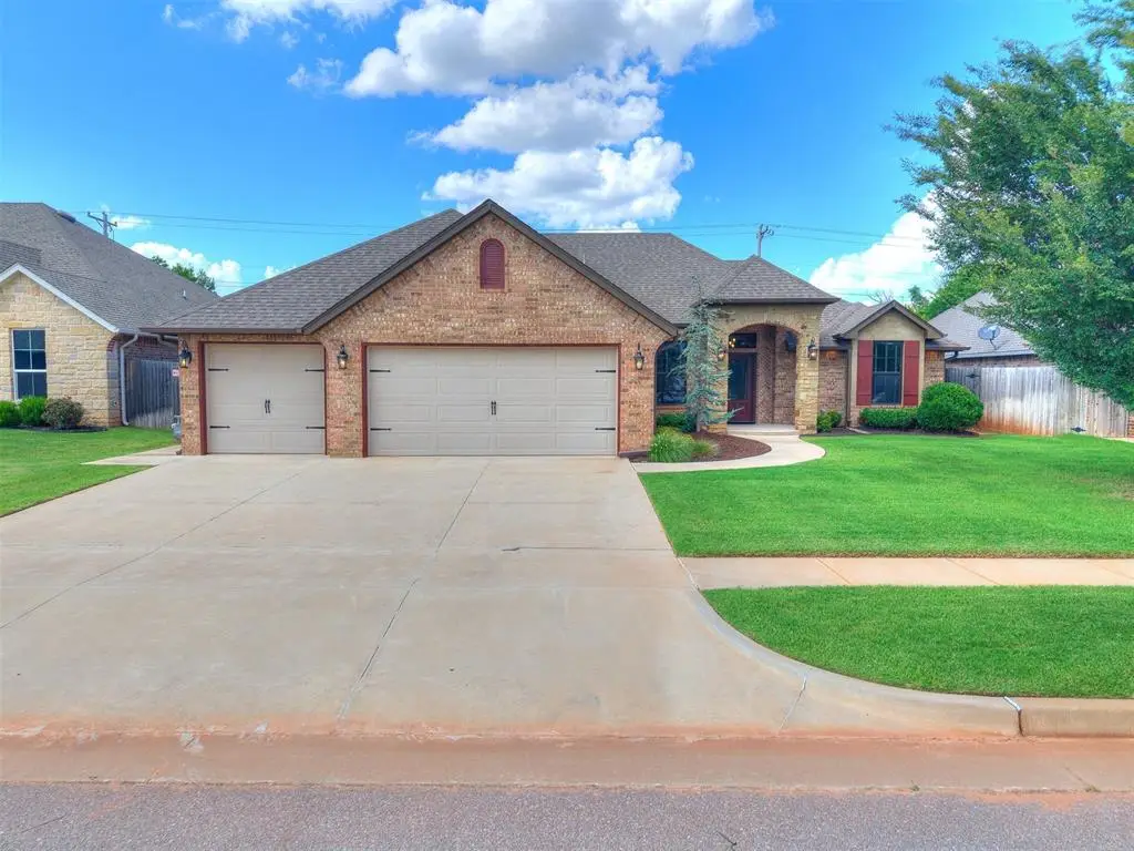 12105 SW 45th Terrace, Mustang, OK 73064 - #1