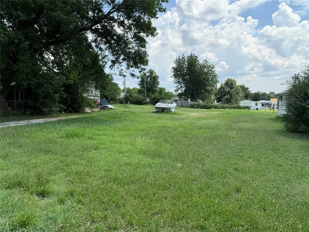 1615 E Lincoln Avenue, Guthrie, OK 73044 - #1