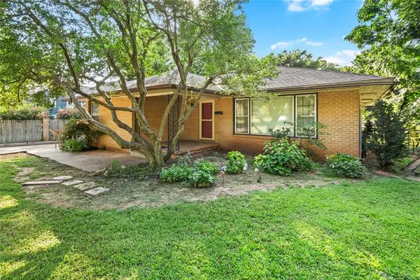 104 Elmwood Avenue, Ponca City, OK 74601