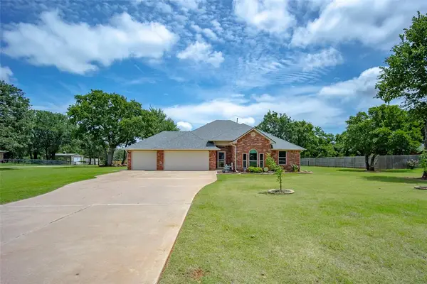 1322 Houser Lane, Blanchard, OK 73010