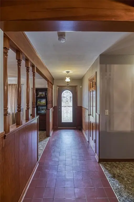 1500 Redstone Drive, Clinton, OK 73601 - #2
