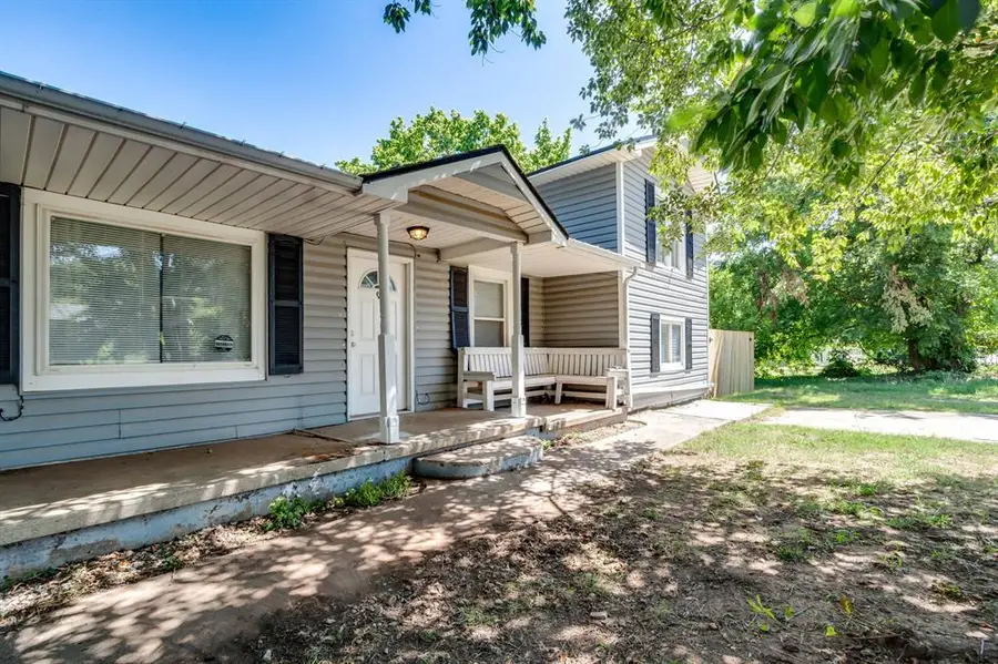 4105 Lawn Drive, Del City, OK 73115 - #3