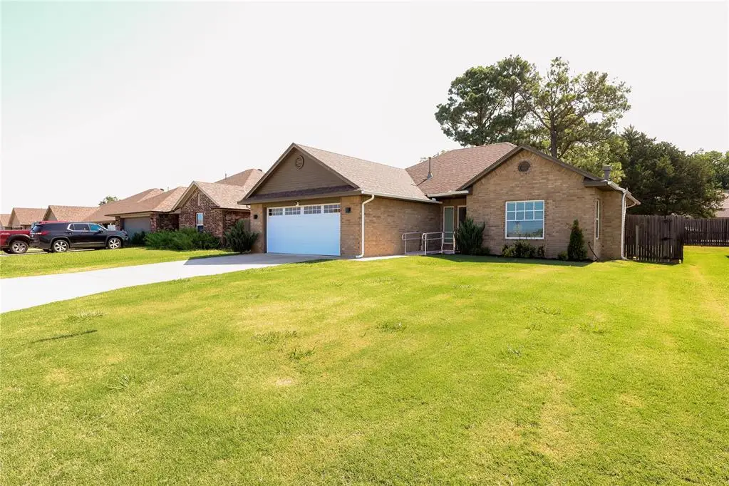 2213 Bent Tree Road, Shawnee, OK 74804 - #1