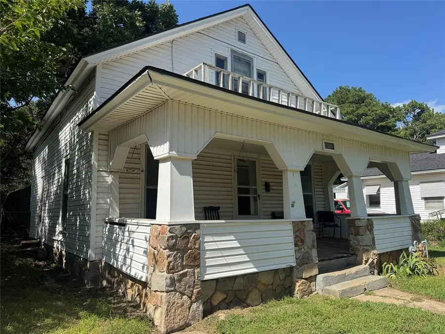 1316 E 9th Street, Shawnee, OK 74801 - #3