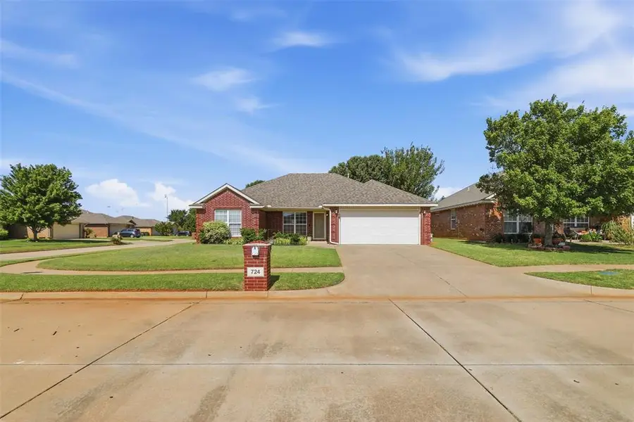 724 Eastview Court, Yukon, OK 73099 - #2