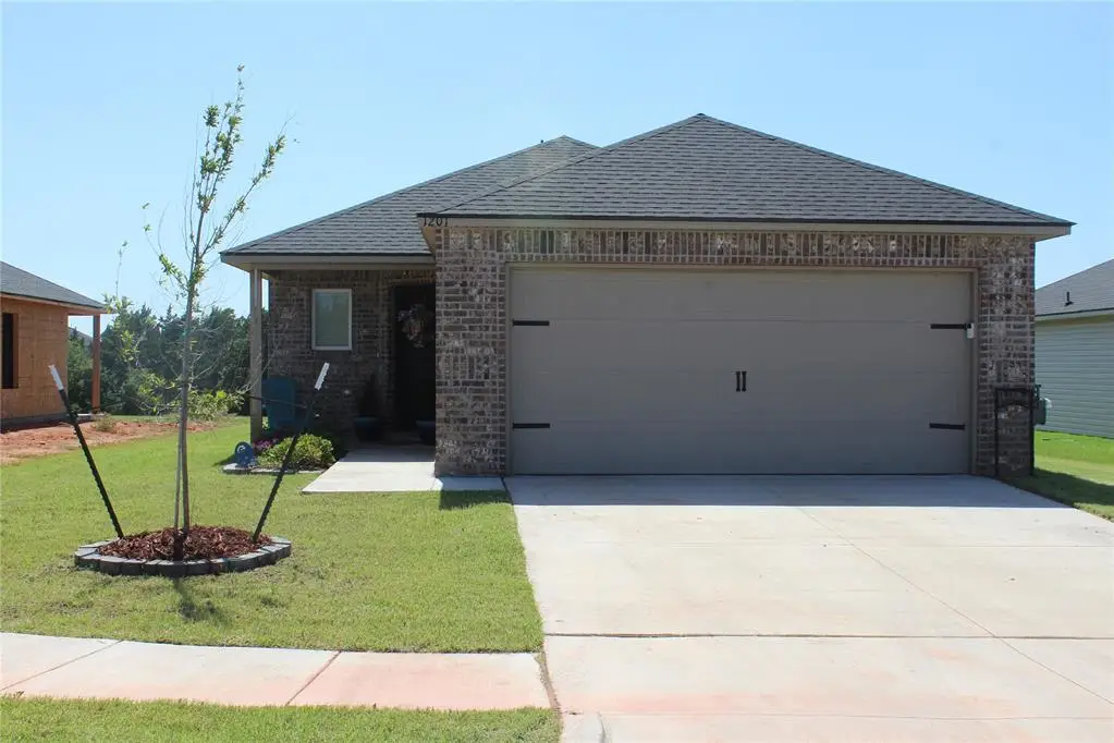 1201 N Stallion Drive, Guthrie, OK 73044 - #1