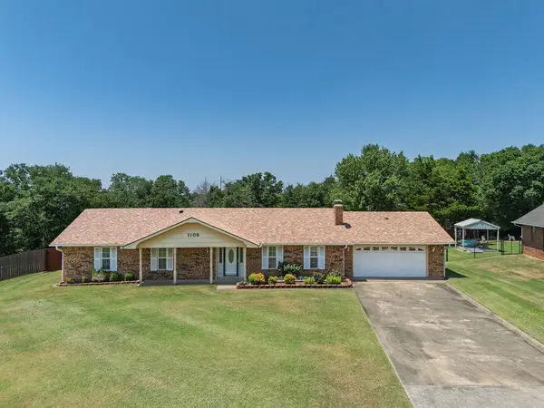 1109 W Washington Circle, Tecumseh, OK 74873