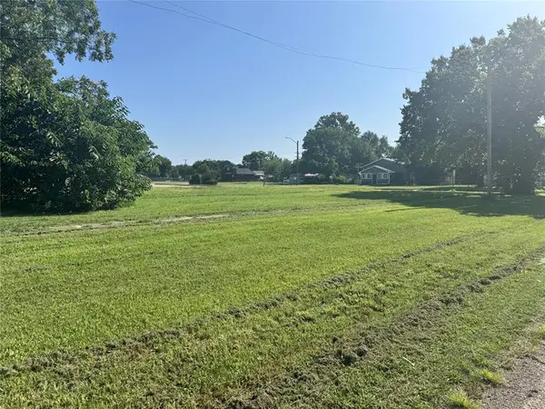 307 N Broadway, Davenport, OK 74026
