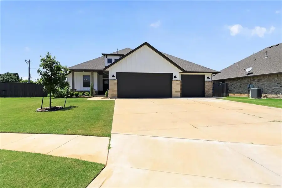 1005 Pacific Avenue, Newcastle, OK 73065 - #2