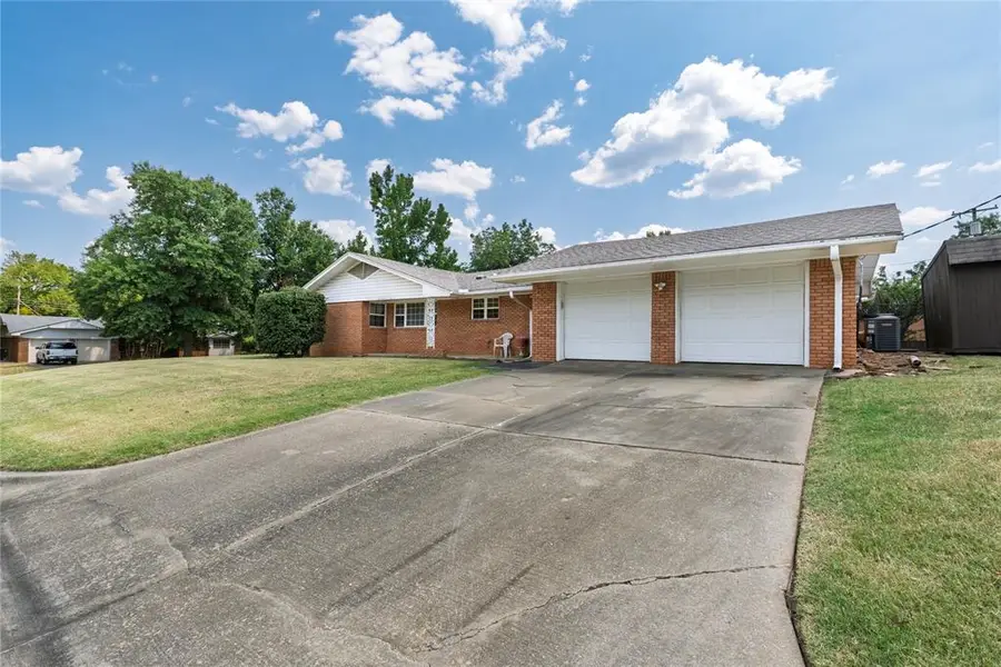 1848 N Pennsylvania Avenue, Shawnee, OK 74804 - #3