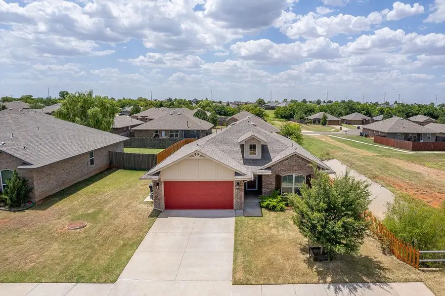 15909 Capulet Drive, Edmond, OK 73013 - #2