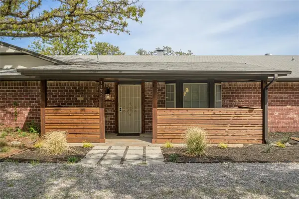 1172 Woodcrest Drive, Harrah, OK 73045