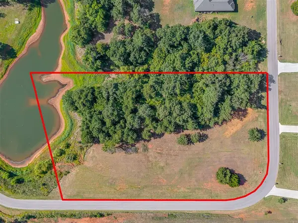 2734 Hidden Lane, Blanchard, OK 73010