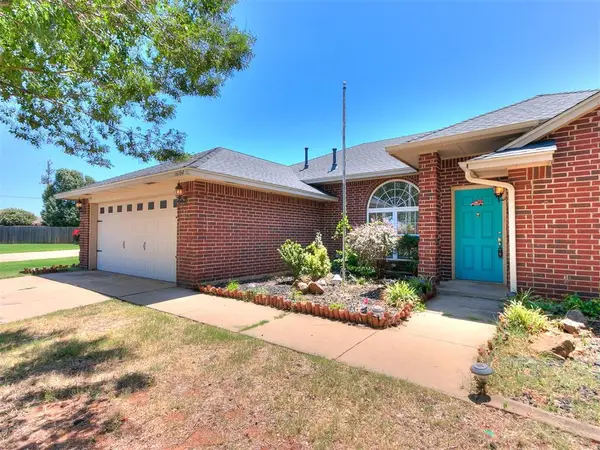 16104 Cantera Creek Drive, Edmond, OK 73013