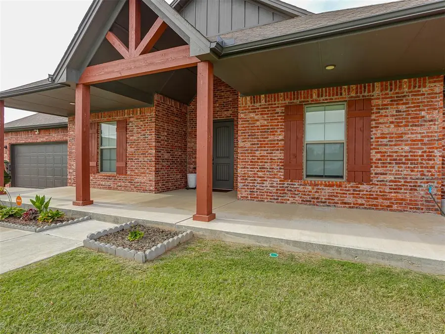 1781 Porter Street, Guthrie, OK 73044 - #3
