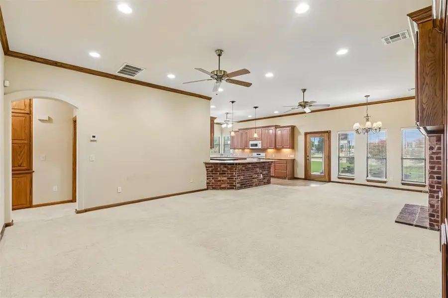4 SW 102nd Street, Oklahoma City, OK 73139 - #2
