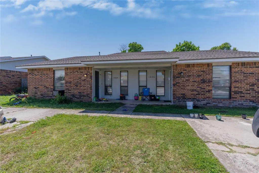 1004 Acacia Circle, Noble, OK 73068 - #1