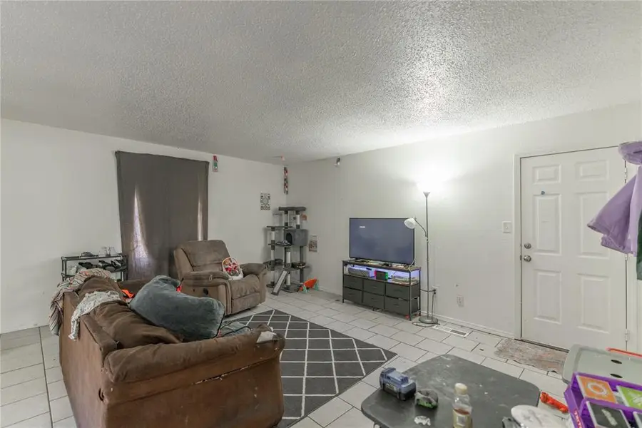1004 Acacia Circle, Noble, OK 73068 - #2