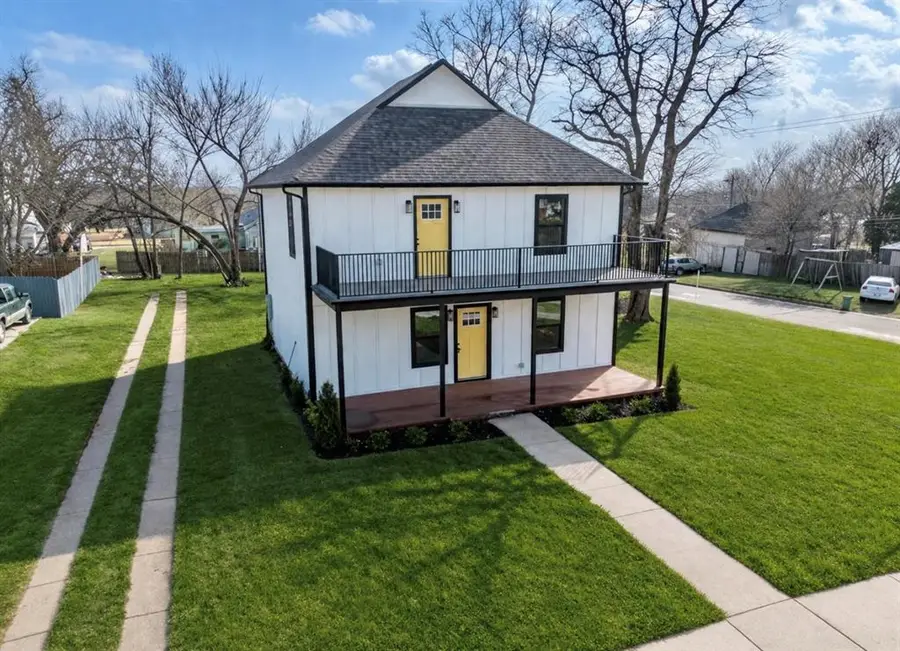 705 E Springer Avenue, Guthrie, OK 73044 - #2