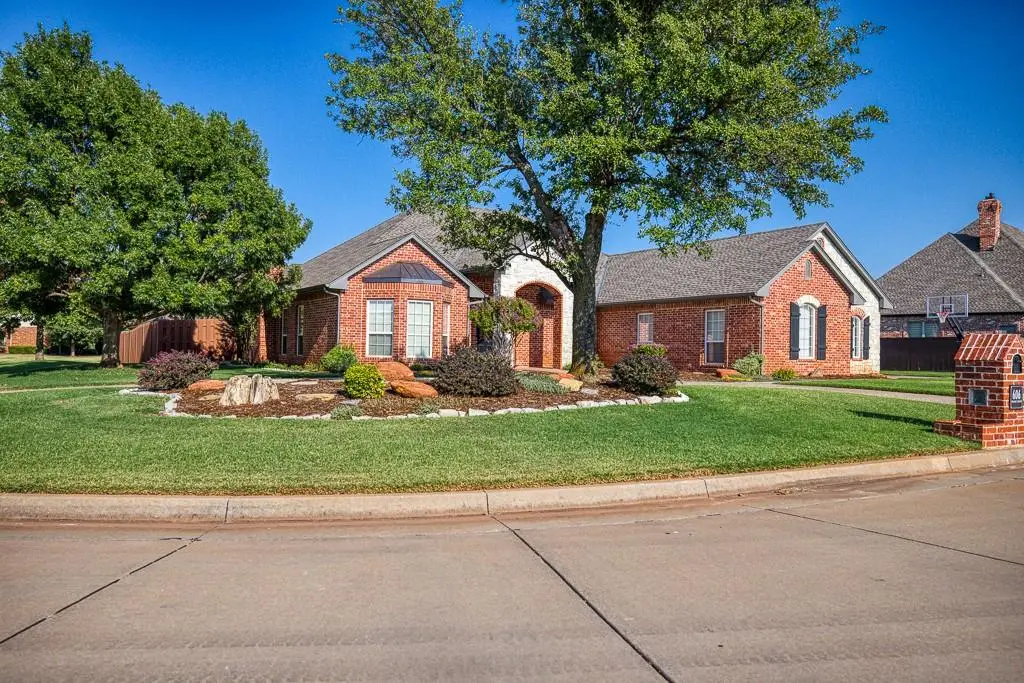 606 Frank Drive, Okarche, OK 73762 - #1