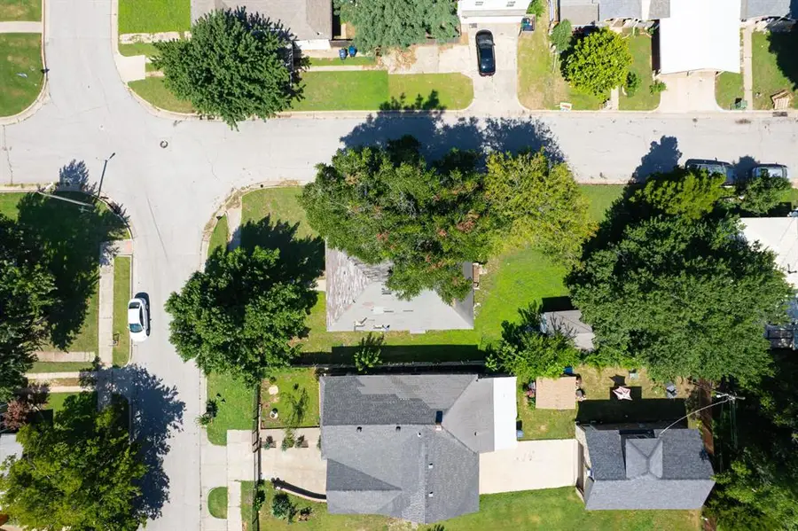 1323 W Park Place, Oklahoma City, OK 73106 - #2