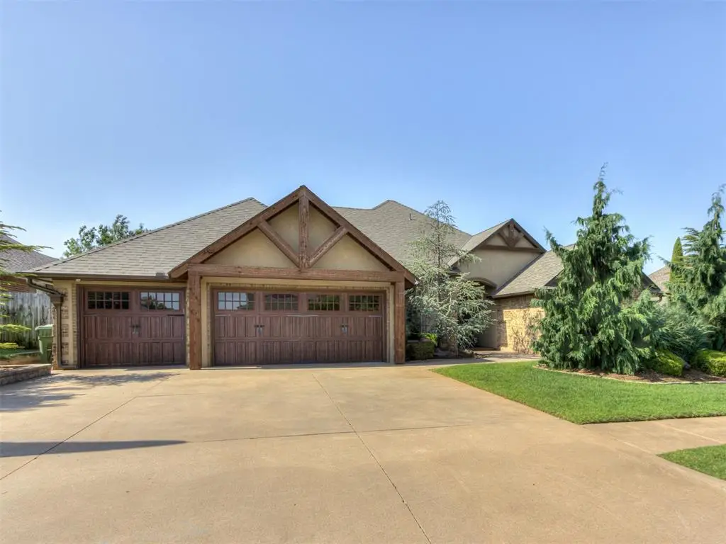 1104 Kingsway Avenue, Yukon, OK 73099 - #1