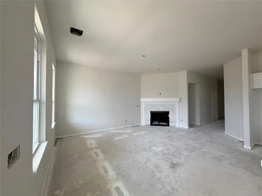 1116 Redwood Creek Drive, Yukon, OK 73099 - #3