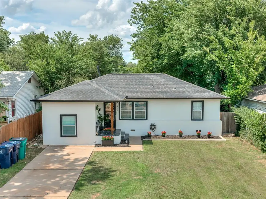 929 SW 52nd Street, Oklahoma City, OK 73109 - #2