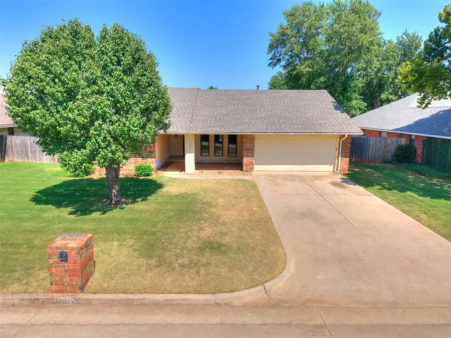 10400 Glendover Avenue, Oklahoma City, OK 73162 - #2
