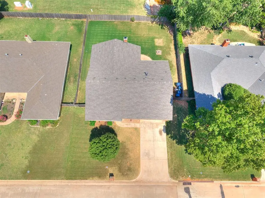 10400 Glendover Avenue, Oklahoma City, OK 73162 - #3