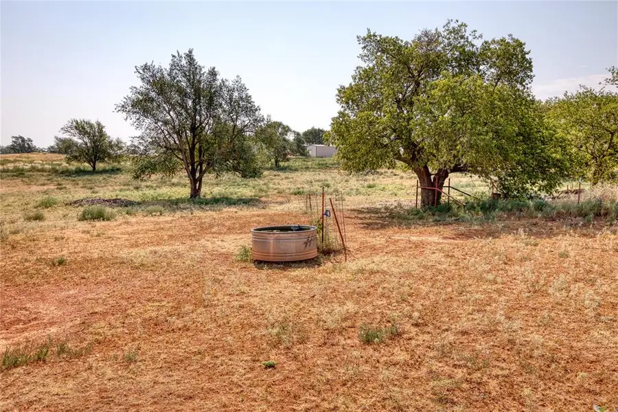 12788 N Highway 44 Highway, Sentinel, OK 73664 - #2