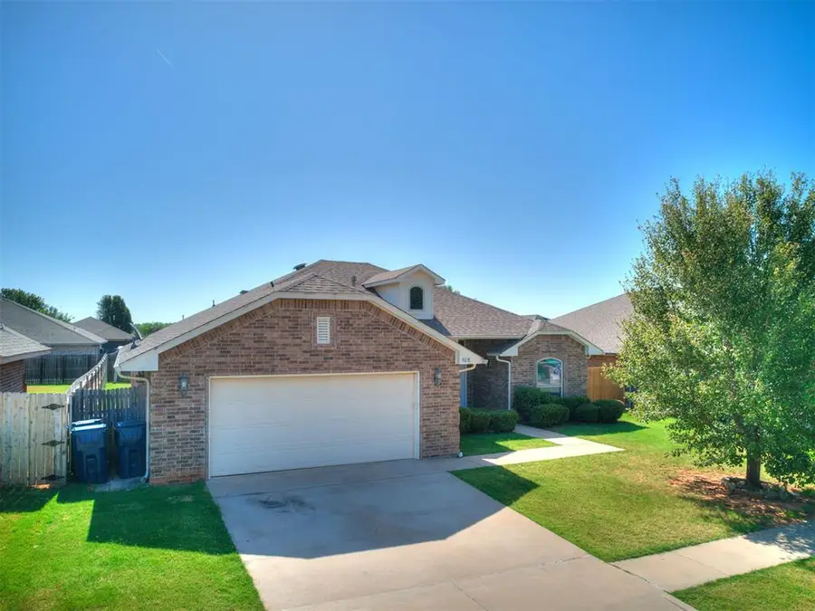 908 Laurel Creek Drive, Yukon, OK 73099 - #2
