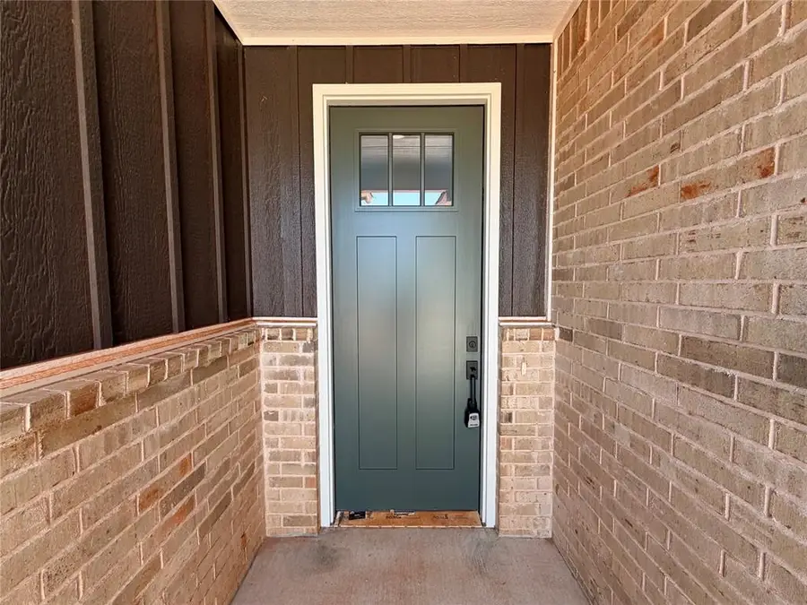 25102 Ethan Street, Cashion, OK 73016 - #2