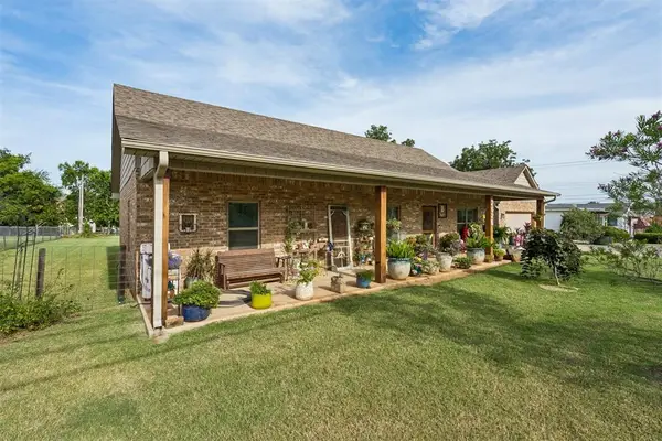 2626 N Beard Avenue, Shawnee, OK 74804