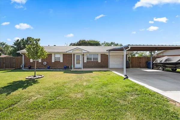 302 Park Drive, Union City, OK 73090